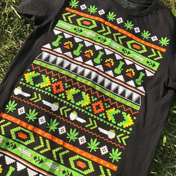 (Men’s S) 420 friendly graphic tee - Picture 3 of 7